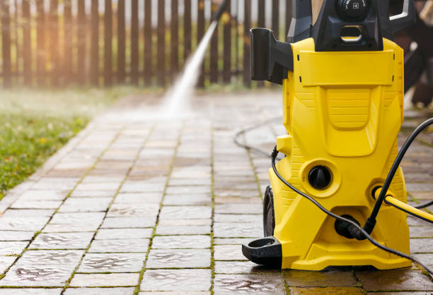 Best Factory Floor Cleaning  in Wewahitchka, FL